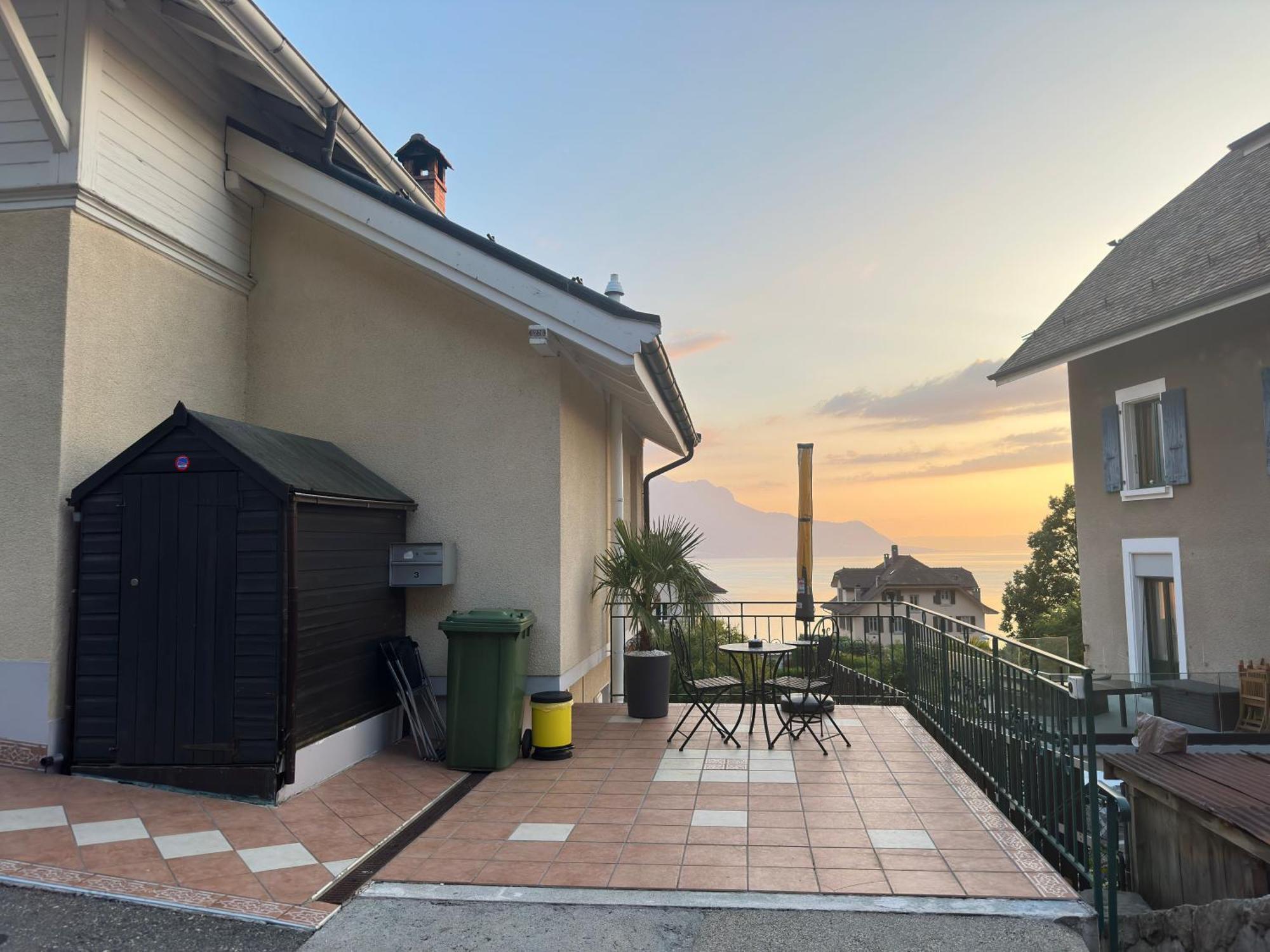 Villa Montreux Exterior photo